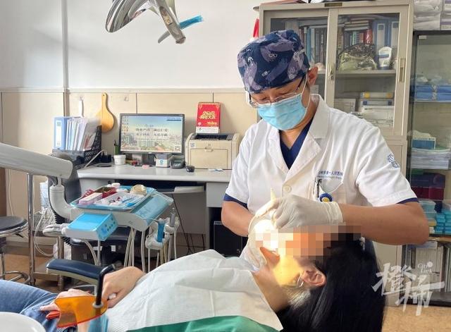 熊猫体育·(中国)官方网站13岁女生烂了12颗牙妈妈大吃一惊：每次都选三分糖不甜(图1)